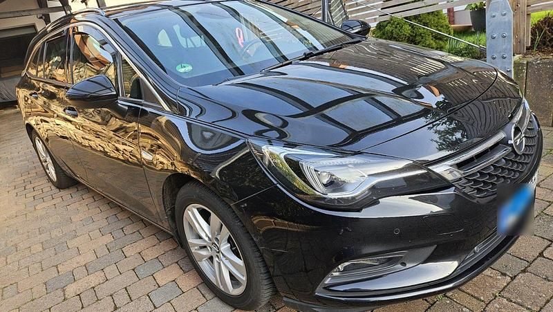 Usata Opel Astra 105 CV (77 kW) 2017 Nero Station wagon