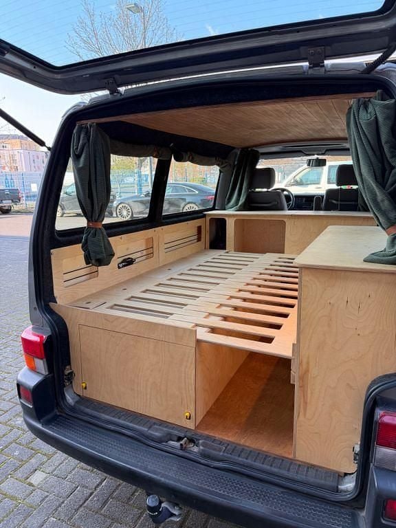 Gebraucht VW T4 68 PS (50 kW) 1996 Silber Van