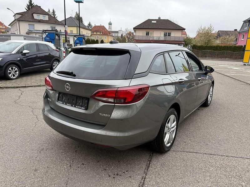 Używany Opel Astra Dynamic 125 KM (91 kW) 2017 Szary Kombi