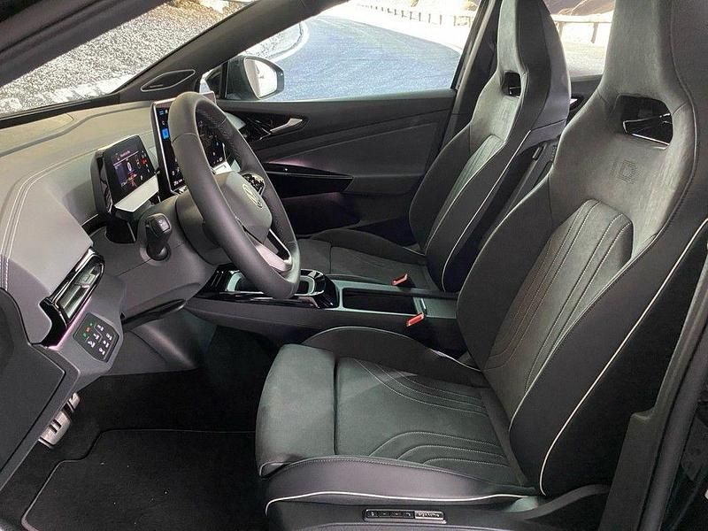 Neu VW ID.5 Black Edition 210 kW (286 PS) 2025 Grenadillschwarz metallic SUV