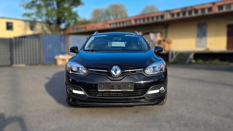 Gebraucht Renault Mégane III LIMITED Deluxe 116 PS (85 kW) 2015 Schwarz Limousine