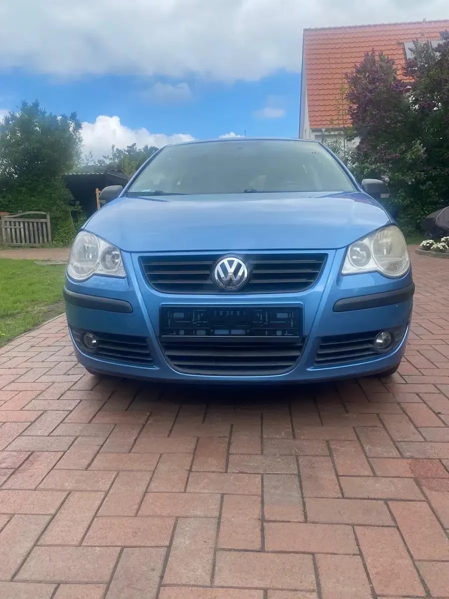 Gebraucht VW Polo 60 PS (44 kW) 2008 Blau Kleinwagen