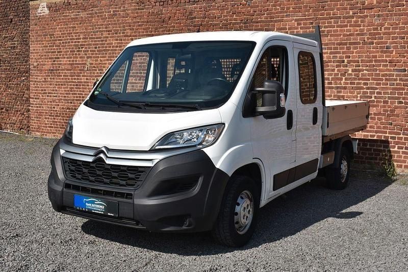 Weiß Gebraucht 2020 Citroën Jumper Van / Kleinbus | 18.990 € (Fairer Preis) - Bild 1/4