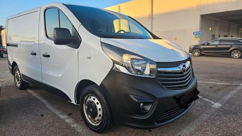 Weiß Gebraucht 2018 Opel Vivaro Van | 7.550 € (Superpreis) - Bild 1/4
