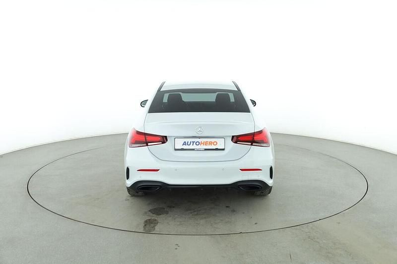 Gebraucht Mercedes A250 AMG line 224 PS (164 kW) 2020 Weiß Limousine