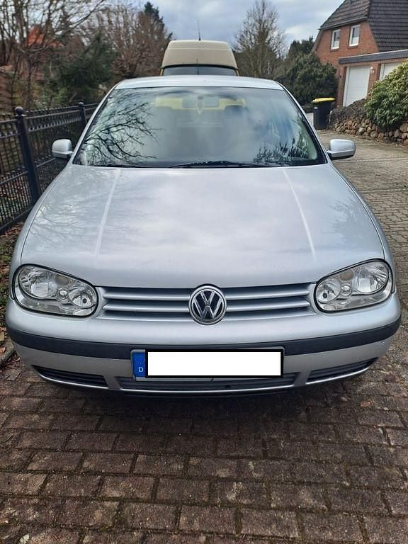 Gebraucht VW Golf IV 101 PS (74 kW) 2002 Silber Limousine
