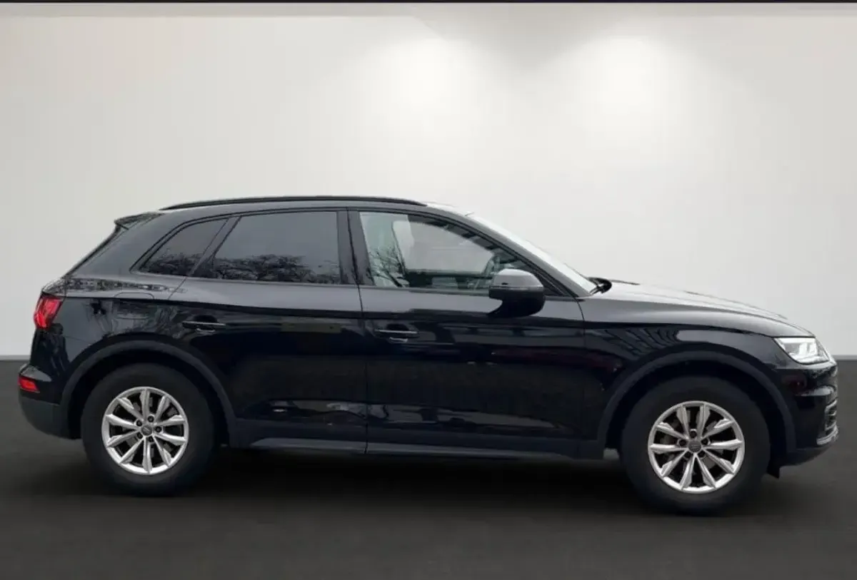 Gebraucht Audi Q5 163 PS (119 kW) 2020 Schwarz SUV