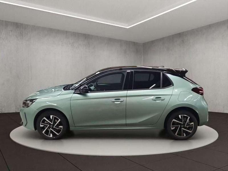 Neu Opel Corsa 110 PS (80 kW) 2026 Eukalyptus grün (metallic) Kleinwagen