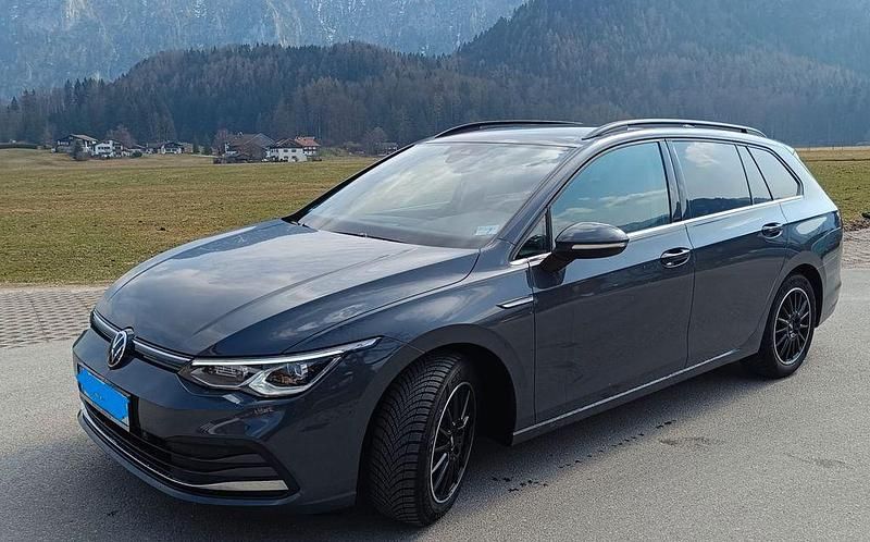 Gebraucht VW Golf VII Style 150 PS (110 kW) 2021 Grau Kleinwagen