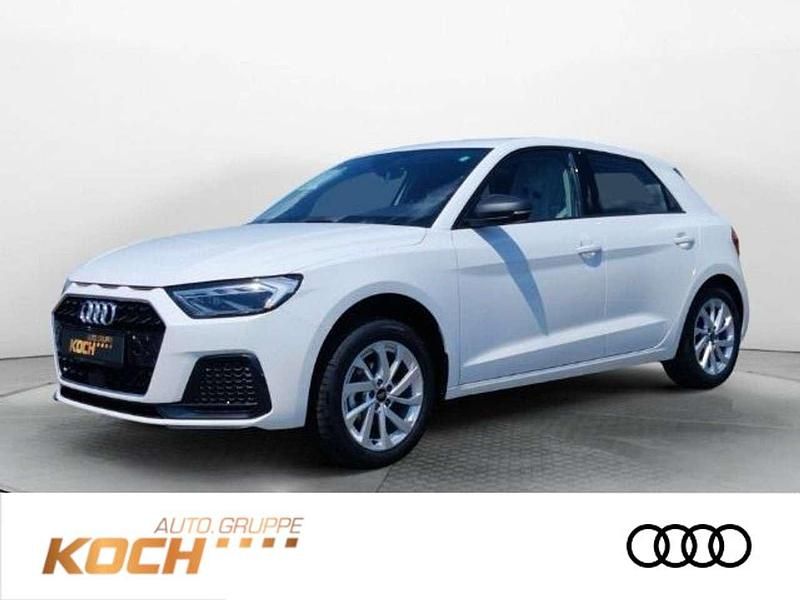 Cortinaweiß Gebraucht 2025 Audi A1 Advanced Limousine | 22.890 € (Superpreis) - Bild 1/4