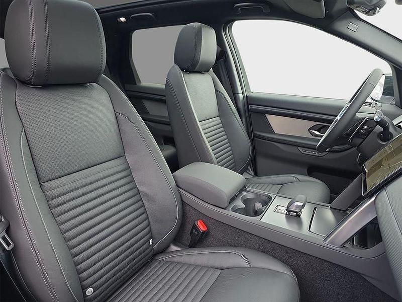 Gebraucht Land Rover Discovery Sport SE Dynamic 204 PS (150 kW) 2025 Ostuni pearl white SUV