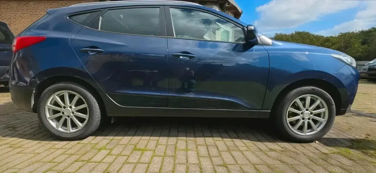 Gebraucht Hyundai ix35 163 PS (119 kW) 2011 Blau SUV