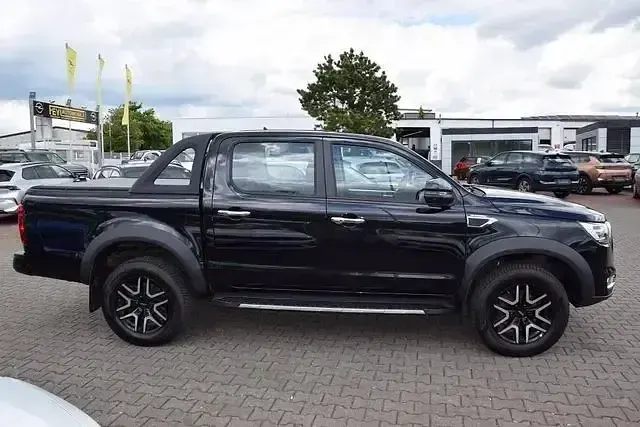 Gebraucht JAC JS8 204 PS (150 kW) 2025 Schwarz SUV