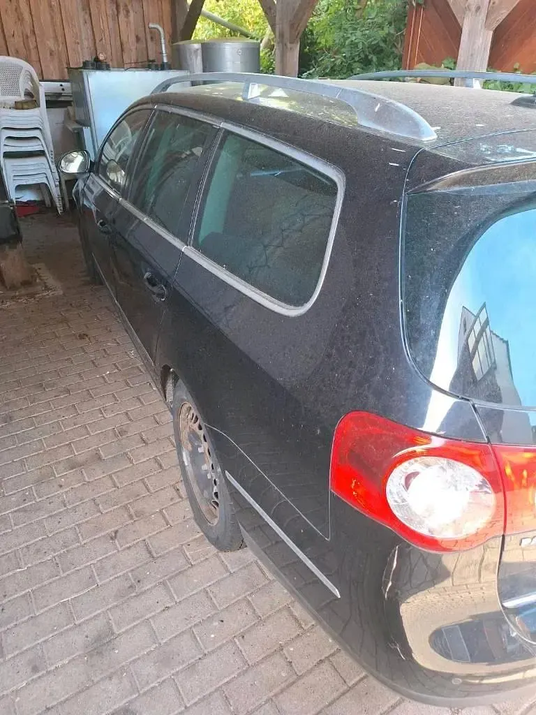 Gebraucht VW Passat 143 PS (105 kW) 2010 Blau Kombi