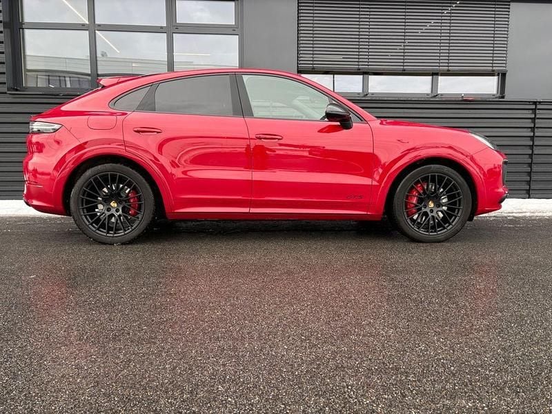 Karminrot Gebraucht 2022 Porsche Cayenne GTS SUV | 76.700 € (Superpreis) - Bild 1/4
