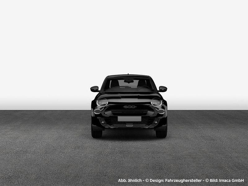 Neu Fiat 600 Business 101 PS (74 kW) 2026 Cinema schwarz SUV