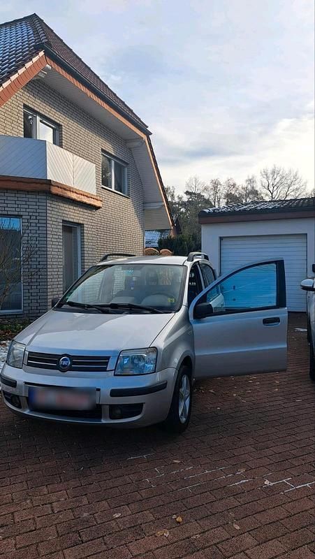 Silber Gebraucht 2007 Fiat Panda Kleinwagen | 2.200 € - Bild 1/4