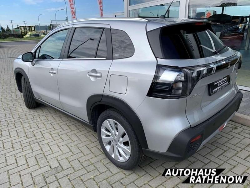 Neu Suzuki SX4 Comfort 129 PS (94 kW) 2026 Silky silver metallic SUV