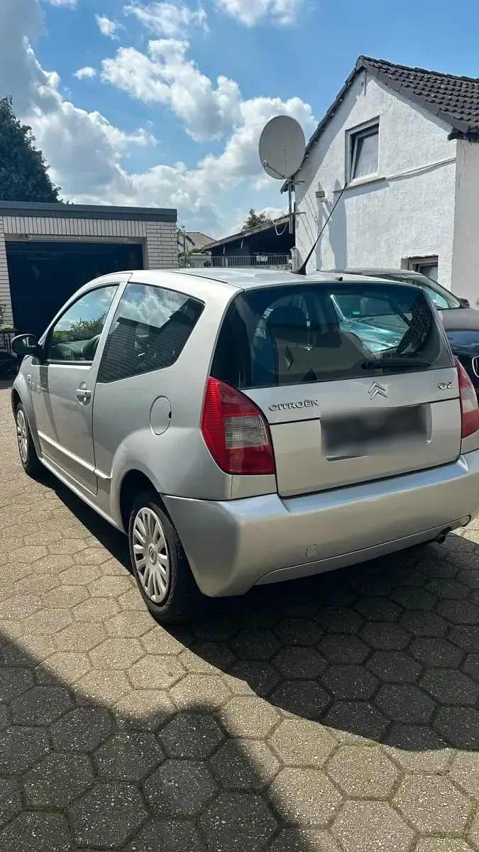 Gebraucht Citroën C2 60 PS (44 kW) 2007 Silber Kleinwagen