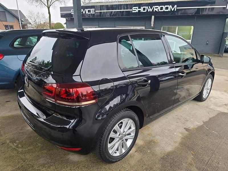 Gebraucht VW Golf VI Style 140 PS (102 kW) 2011 Schwarz Kleinwagen
