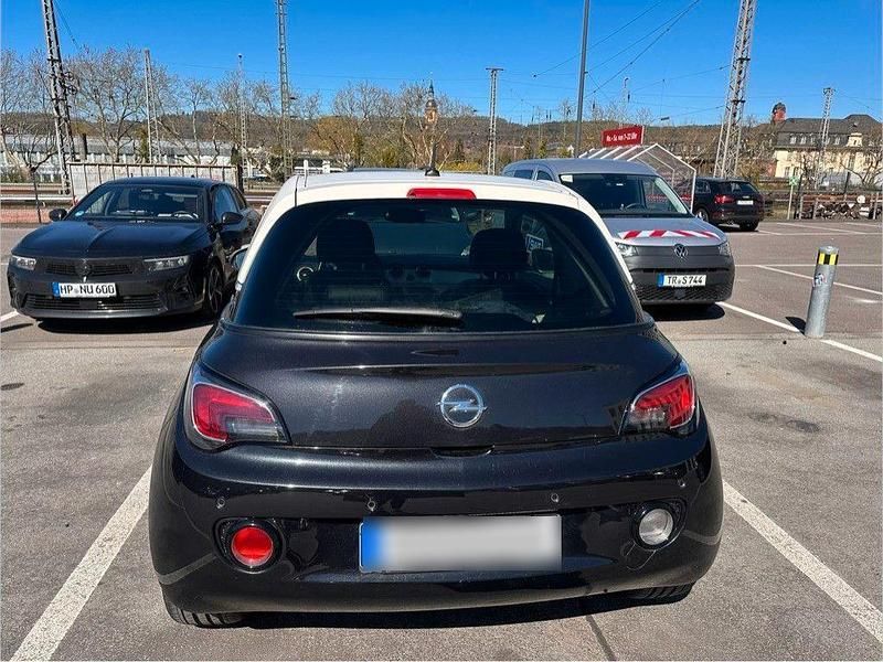 Second-hand Opel Adam Glam 69 CP (50 kW) 2013 Negru Hatchback