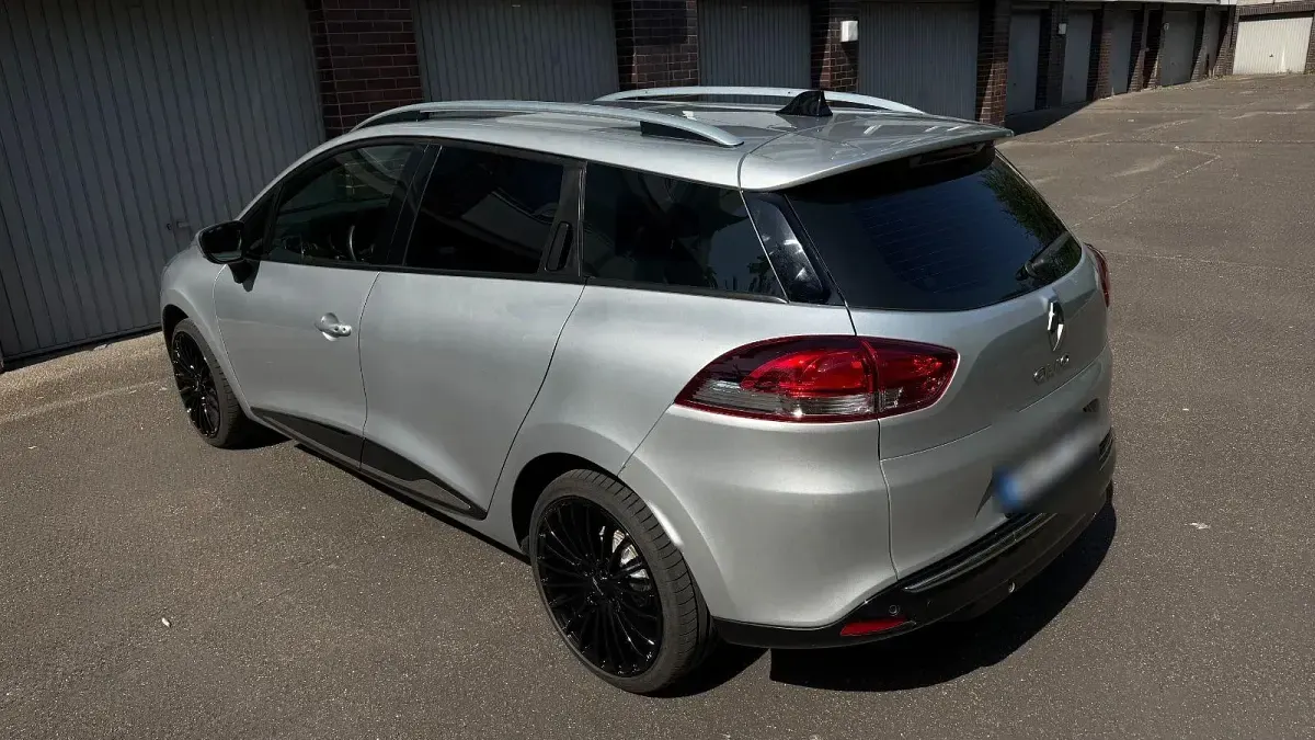 Gebraucht Renault Clio IV Life 75 PS (55 kW) 2018 Grau Kleinwagen