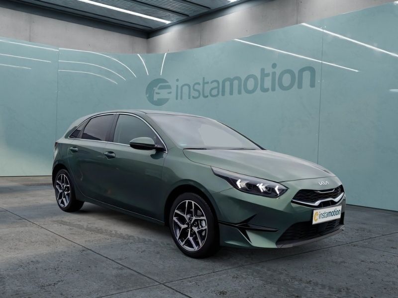 Gebraucht Kia Ceed Platinum 140 PS (102 kW) 2024 Grün Kleinwagen
