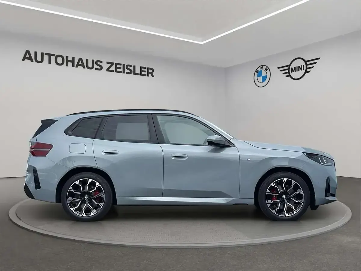 Neu BMW X3 M Sport 299 PS (219 kW) 2026 M brooklyn grau SUV