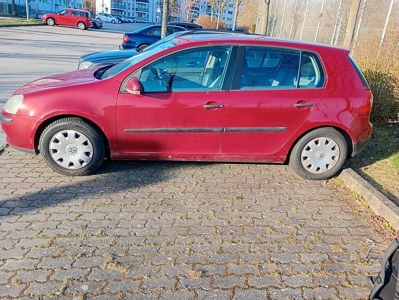 Gebraucht VW Golf IV Basis 116 PS (85 kW) 2004 Rot Limousine