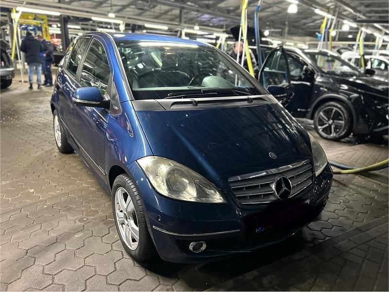 Gebraucht Mercedes A150 95 PS (69 kW) 2008 Blau Kleinwagen