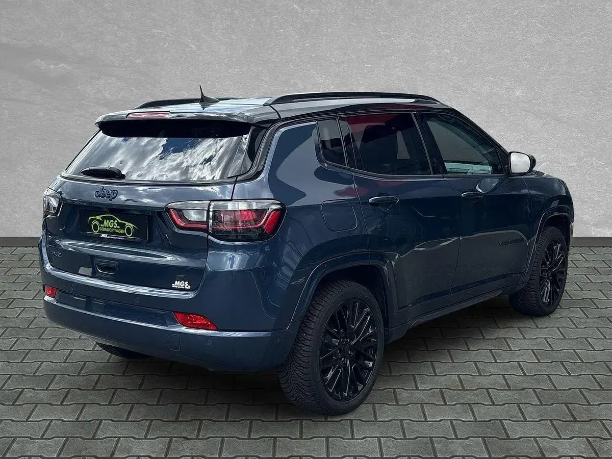 Gebraucht Jeep Compass Limited 241 PS (177 kW) 2023 Alpine white SUV