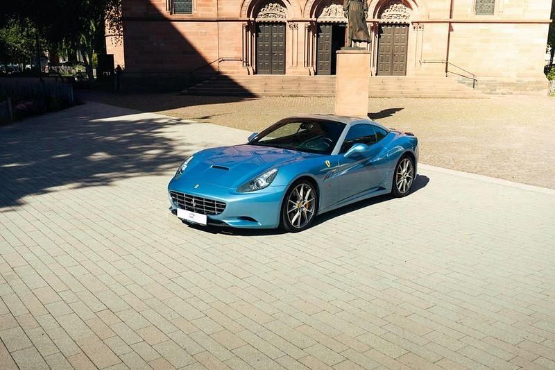 Gebraucht Ferrari California 460 PS (338 kW) 2011 Blau Cabrio