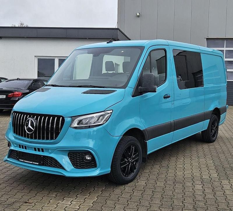 Gebraucht Mercedes Sprinter 150 PS (110 kW) 2023 Blau Van