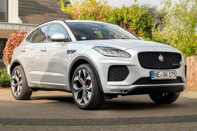 Usata Jaguar E-Pace R-Dynamic 249 CV (183 kW) 2018 Argento SUV