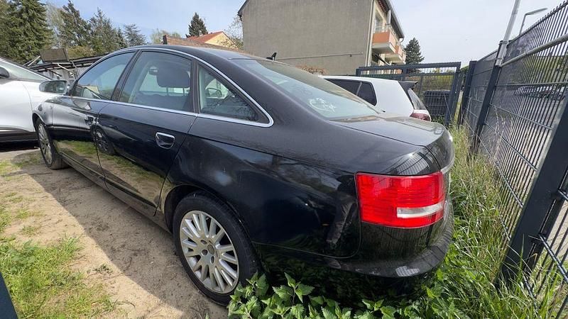 Gebraucht Audi A6 Sport 179 PS (131 kW) 2007 Schwarz Limousine