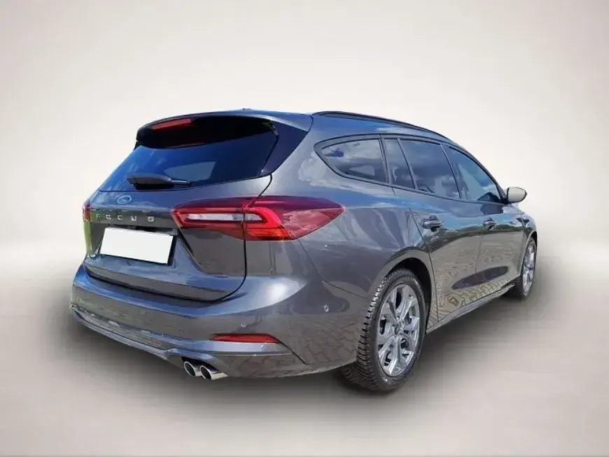 Gebraucht Ford Focus ST-Line X 155 PS (114 kW) 2024 Grau