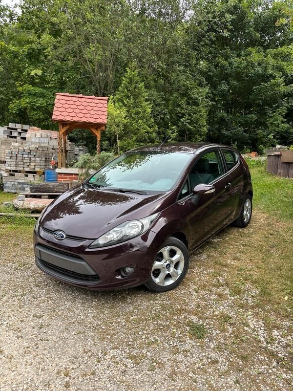 Violet Gebraucht 2009 Ford Fiesta Kleinwagen | 2.999 € (Fairer Preis) - Bild 1/4