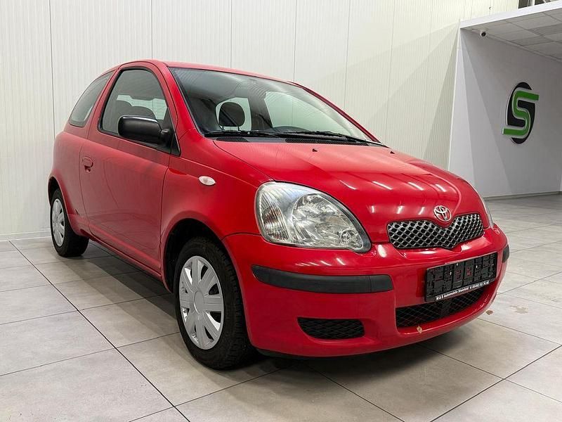 Gebraucht Toyota Yaris 65 PS (47 kW) 2003 Rot Kleinwagen