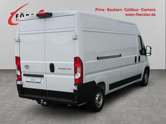 Gebraucht Toyota Proace 140 PS (102 kW) 2024 Icy white Van / Kleinbus