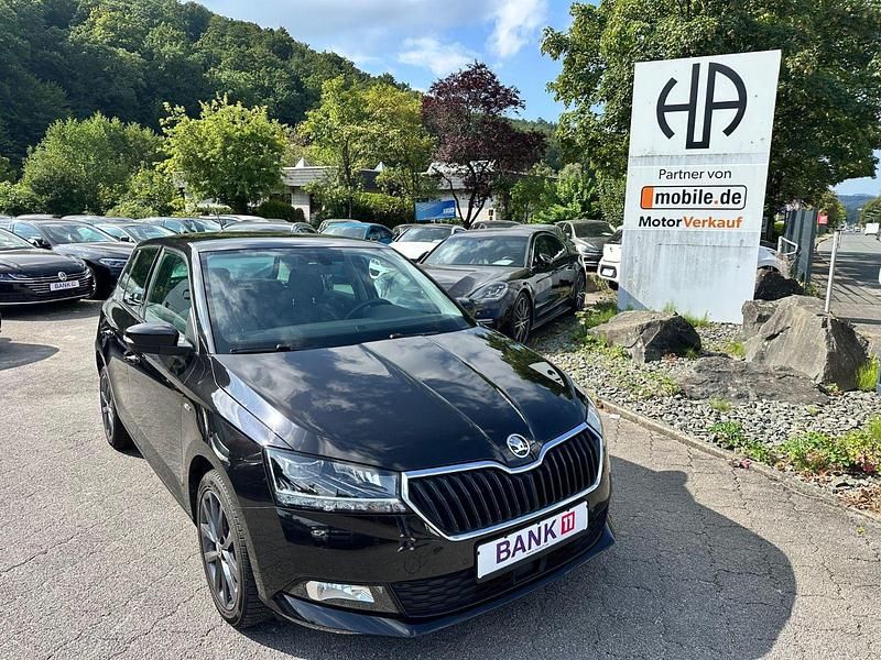 Schwarz Gebraucht 2019 Skoda Fabia Soleil Kleinwagen | 10.995 € (Fairer Preis) - Bild 1/3