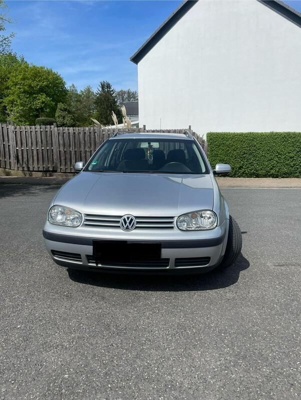 Silber Gebraucht 2004 VW Golf IV Kombi | 1.750 € (Fairer Preis) - Bild 1/4