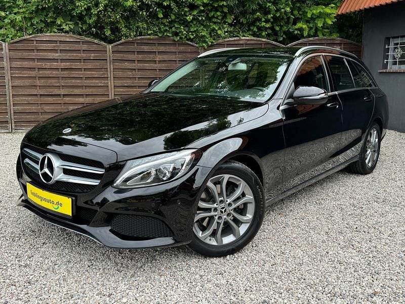 Schwarz Gebraucht 2017 Mercedes C200 Kombi | 13.990 € (Fairer Preis) - Bild 1/3