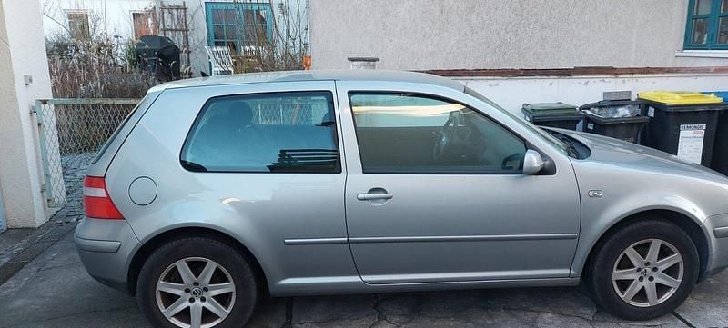 Gebraucht VW Golf IV 75 PS (55 kW) 2003 Silber Limousine