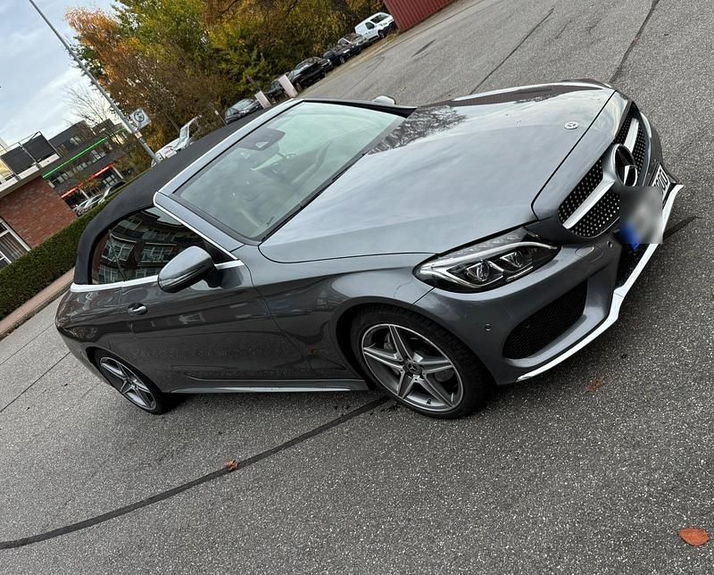 Grau Gebraucht 2017 Mercedes C200 AMG line Cabrio | 24.900 € (Fairer Preis) - Bild 1/4