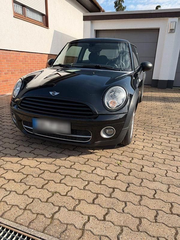 Second-hand Mini One D 90 CP (66 kW) 2010 Negru Hatchback
