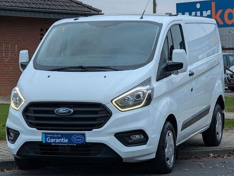 Gebraucht Ford Transit Custom Trend 105 PS (77 kW) 2019 Weiß Van / Kleinbus