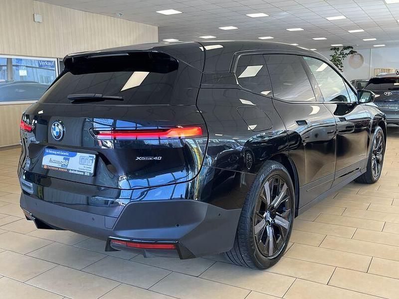 Gebraucht BMW iX Performance 239 kW (326 PS) 2022 Schwarz SUV