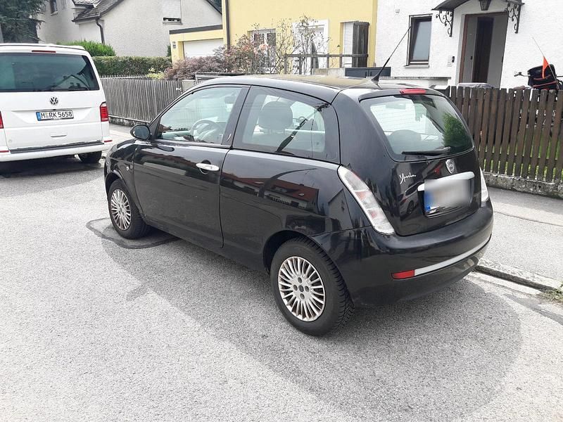 Schwarz Gebraucht 2007 Lancia Ypsilon Kleinwagen | 2.200 € (Etwas zu teuer) - Bild 1/2