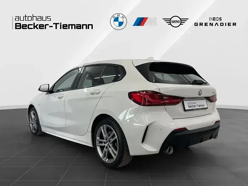 Gebraucht BMW 120 M Sport 178 PS (130 kW) 2021 Alpinweiß uni Kleinwagen