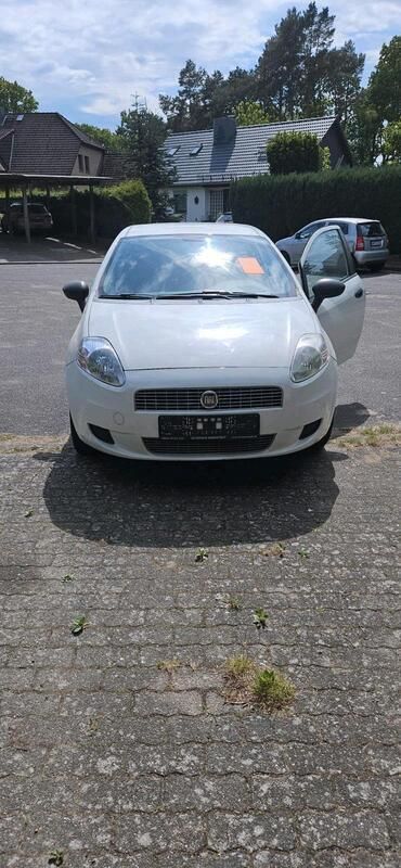 Weiß Gebraucht 2009 Fiat Punto Kleinwagen | 999 € (Superpreis) - Bild 1/4